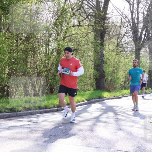 12.04.2026 - 45. Internationalen Wilhelmsburger Insellauf Yannick Fuchs http://msf.ph/oto/9488893 12.04.2026 10:34:39 Laufen 5563, 3172 meine-sportfotos.de