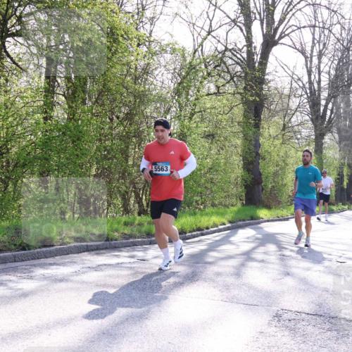 12.04.2026 - 45. Internationalen Wilhelmsburger Insellauf Yannick Fuchs http://msf.ph/oto/9488898 12.04.2026 10:34:39 Laufen 5563 meine-sportfotos.de