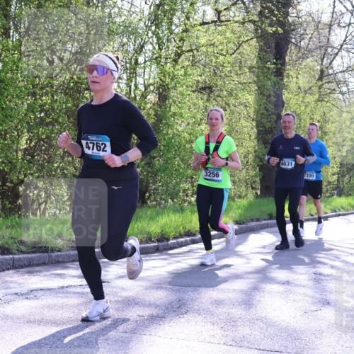 12.04.2026 - 45. Internationalen Wilhelmsburger Insellauf Yannick Fuchs http://msf.ph/oto/9489005 12.04.2026 10:34:48 Laufen 4762, 3256, 4631, 2300, 2846 meine-sportfotos.de