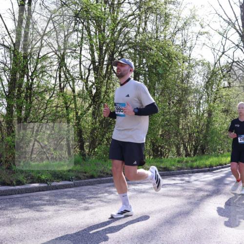 12.04.2026 - 45. Internationalen Wilhelmsburger Insellauf Yannick Fuchs http://msf.ph/oto/9489052 12.04.2026 10:34:53 Laufen 2995, 2845 meine-sportfotos.de