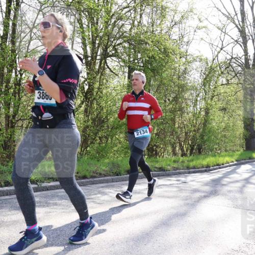 12.04.2026 - 45. Internationalen Wilhelmsburger Insellauf Yannick Fuchs http://msf.ph/oto/9489126 12.04.2026 10:35:01 Laufen 386, 2134 meine-sportfotos.de