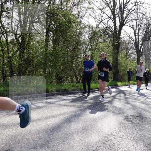 12.04.2026 - 45. Internationalen Wilhelmsburger Insellauf Yannick Fuchs http://msf.ph/oto/9489216 12.04.2026 10:35:08 Laufen 2376, 4706, 3680, 3830 meine-sportfotos.de