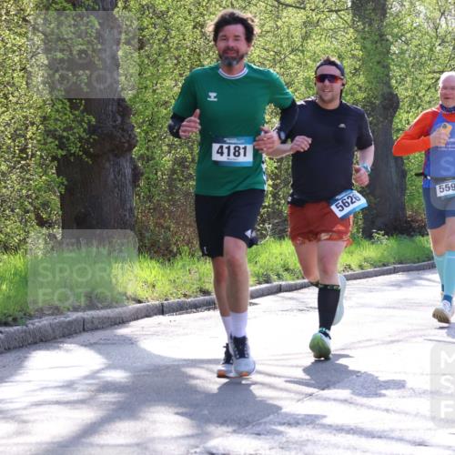 12.04.2026 - 45. Internationalen Wilhelmsburger Insellauf Yannick Fuchs http://msf.ph/oto/9489282 12.04.2026 10:35:15 Laufen 4181, 5626, 5598 meine-sportfotos.de