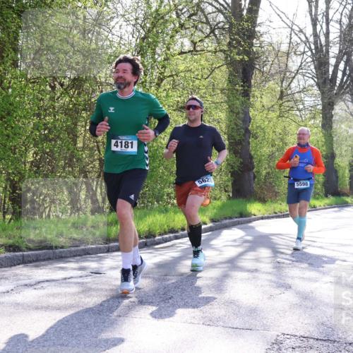12.04.2026 - 45. Internationalen Wilhelmsburger Insellauf Yannick Fuchs http://msf.ph/oto/9489308 12.04.2026 10:35:17 Laufen 4181, 562, 5598 meine-sportfotos.de