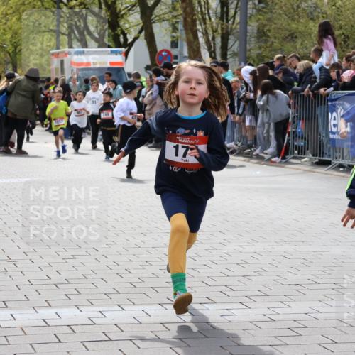 12.04.2026 - 45. Internationalen Wilhelmsburger Insellauf Strokosch-Dieckow http://msf.ph/oto/9489599 12.04.2026 14:08:34 Ziel 1505, 782, 258, 175, 174, 653, 143, 1057, 232, 749, 967 meine-sportfotos.de