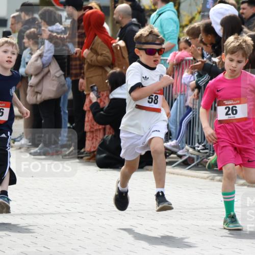12.04.2026 - 45. Internationalen Wilhelmsburger Insellauf Strokosch-Dieckow http://msf.ph/oto/9489631 12.04.2026 14:08:24 Ziel 1509, 58, 26, 716, 1505 meine-sportfotos.de