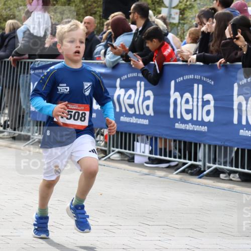 12.04.2026 - 45. Internationalen Wilhelmsburger Insellauf Strokosch-Dieckow http://msf.ph/oto/9489678 12.04.2026 14:08:04 Ziel 15, 1508 meine-sportfotos.de