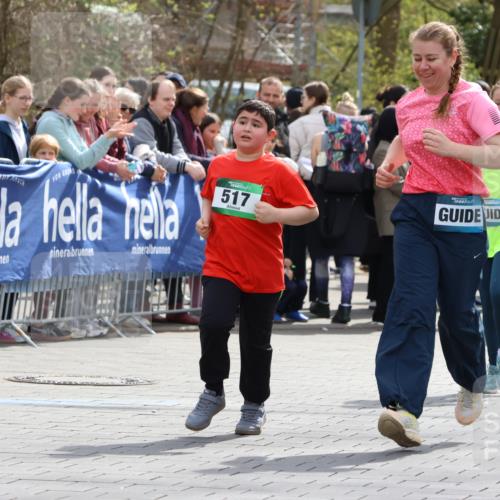 12.04.2026 - 45. Internationalen Wilhelmsburger Insellauf Strokosch-Dieckow http://msf.ph/oto/9489752 12.04.2026 14:36:11 Ziel 820, 328, 1025, 360, 325, 125, 827, 1024, 517, 521 meine-sportfotos.de