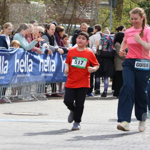 12.04.2026 - 45. Internationalen Wilhelmsburger Insellauf Strokosch-Dieckow http://msf.ph/oto/9489753 12.04.2026 14:36:11 Ziel 820, 328, 1025, 360, 325, 125, 827, 1024, 517, 521 meine-sportfotos.de
