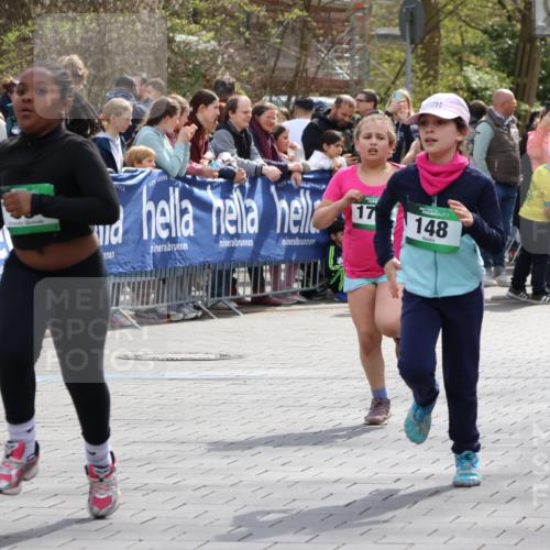 12.04.2026 - 45. Internationalen Wilhelmsburger Insellauf Strokosch-Dieckow http://msf.ph/oto/9489780 12.04.2026 14:36:00 Ziel 344, 90, 1732, 847, 641, 1056, 411, 93, 148, 1710, 863 meine-sportfotos.de