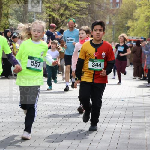 12.04.2026 - 45. Internationalen Wilhelmsburger Insellauf Strokosch-Dieckow http://msf.ph/oto/9489805 12.04.2026 14:35:49 Ziel 13, 850, 481, 81, 1069, 583, 628, 557, 585, 79, 76, 344, 90, 1732 meine-sportfotos.de