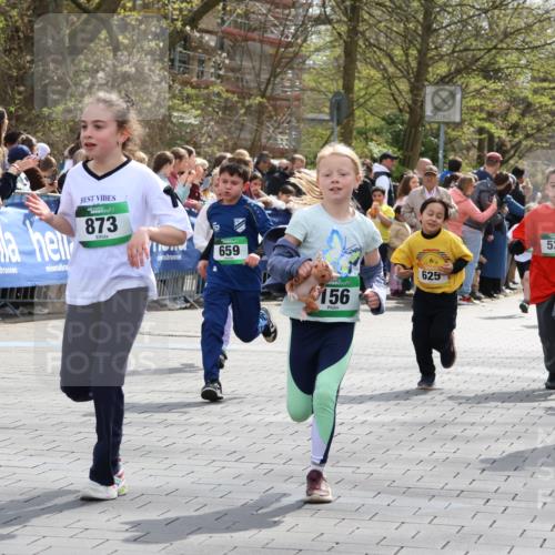 12.04.2026 - 45. Internationalen Wilhelmsburger Insellauf Strokosch-Dieckow http://msf.ph/oto/9489935 12.04.2026 14:35:13 Ziel 836, 869, 415, 1707, 846, 842, 1703, 156, 659, 873, 142, 522, 1009, 419, 80, 366, 574 meine-sportfotos.de
