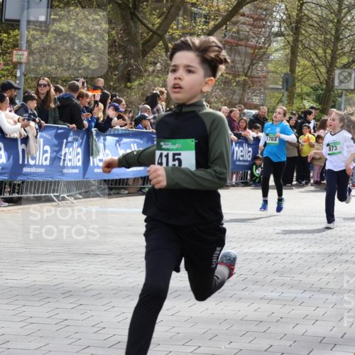 12.04.2026 - 45. Internationalen Wilhelmsburger Insellauf Strokosch-Dieckow http://msf.ph/oto/9489941 12.04.2026 14:35:11 Ziel 166, 836, 869, 415, 1707, 846, 842, 1703, 156, 659, 873, 142, 522, 1009, 419, 80 meine-sportfotos.de