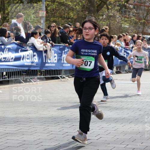12.04.2026 - 45. Internationalen Wilhelmsburger Insellauf Strokosch-Dieckow http://msf.ph/oto/9489949 12.04.2026 14:35:09 Ziel 69, 470, 1750, 163, 166, 836, 869, 415, 1707, 846, 842, 1703, 156, 659, 873, 142, 522, 1009 meine-sportfotos.de