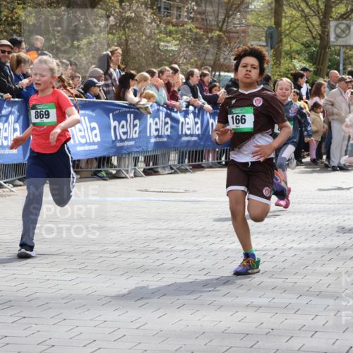 12.04.2026 - 45. Internationalen Wilhelmsburger Insellauf Strokosch-Dieckow http://msf.ph/oto/9489964 12.04.2026 14:35:06 Ziel 677, 69, 470, 1750, 163, 166, 836, 869, 415, 1707, 846, 842 meine-sportfotos.de