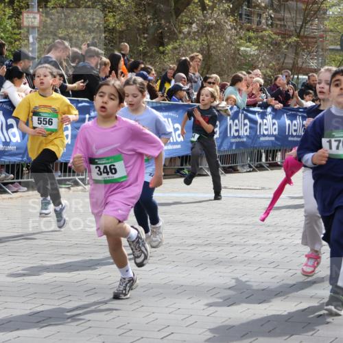 12.04.2026 - 45. Internationalen Wilhelmsburger Insellauf Strokosch-Dieckow http://msf.ph/oto/9489998 12.04.2026 14:34:55 Ziel 519, 999, 622, 471, 356, 47, 1021, 485, 489, 1016, 122, 476, 472, 575, 287, 326, 464, 1706, 346, 1726, 556, 840, 864, 288, 1725, 550, 527, 1721, 616, 816 meine-sportfotos.de
