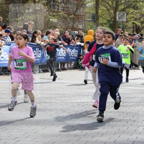 12.04.2026 - 45. Internationalen Wilhelmsburger Insellauf Strokosch-Dieckow http://msf.ph/oto/9490002 12.04.2026 14:34:55 Ziel 519, 999, 622, 471, 356, 47, 1021, 485, 489, 1016, 122, 476, 472, 575, 287, 326, 464, 1706, 346, 1726, 556, 840, 864, 288, 1725, 550, 527, 1721, 616, 816 meine-sportfotos.de