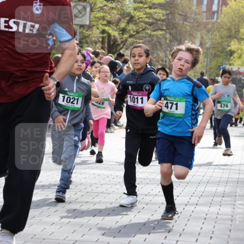 12.04.2026 - 45. Internationalen Wilhelmsburger Insellauf Strokosch-Dieckow http://msf.ph/oto/9490019 12.04.2026 14:34:50 Ziel 538, 40, 303, 993, 519, 999, 622, 471, 356, 47, 1021, 485, 489, 1016, 122, 476, 472, 575, 287, 326, 464, 1706, 346, 1726, 556, 840 meine-sportfotos.de