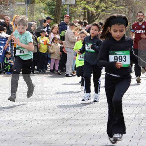12.04.2026 - 45. Internationalen Wilhelmsburger Insellauf Strokosch-Dieckow http://msf.ph/oto/9490032 12.04.2026 14:34:46 Ziel 16, 837, 311, 589, 808, 1720, 538, 40, 303, 993, 519, 999, 622, 471, 356, 47, 1021, 485, 489, 1016, 122, 476, 472 meine-sportfotos.de