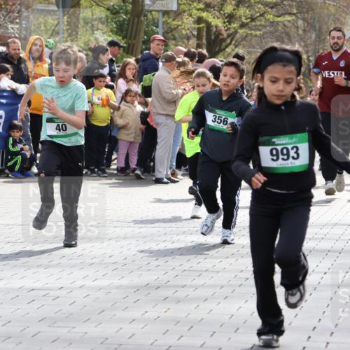 12.04.2026 - 45. Internationalen Wilhelmsburger Insellauf Strokosch-Dieckow http://msf.ph/oto/9490033 12.04.2026 14:34:46 Ziel 16, 837, 311, 589, 808, 1720, 538, 40, 303, 993, 519, 999, 622, 471, 356, 47, 1021, 485, 489, 1016, 122, 476, 472 meine-sportfotos.de