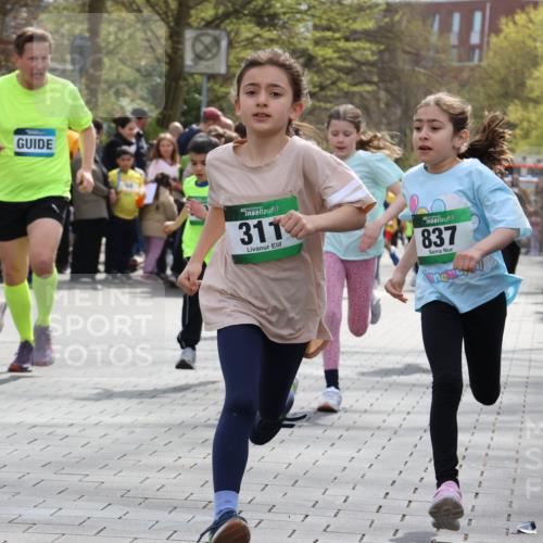 12.04.2026 - 45. Internationalen Wilhelmsburger Insellauf Strokosch-Dieckow http://msf.ph/oto/9490053 12.04.2026 14:34:40 Ziel 443, 291, 144, 995, 590, 436, 110, 524, 660, 843, 815, 423, 16, 837, 311, 589, 808, 1720, 538, 40, 303 meine-sportfotos.de