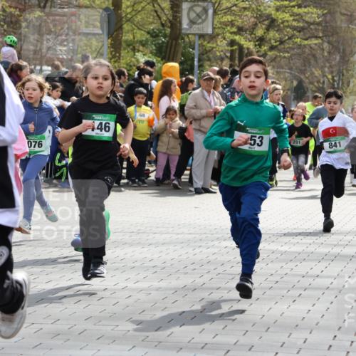 12.04.2026 - 45. Internationalen Wilhelmsburger Insellauf Strokosch-Dieckow http://msf.ph/oto/9490110 12.04.2026 14:34:30 Ziel 1723, 1730, 115, 1026, 1712, 809, 27, 332, 305, 853, 28, 146, 841, 1076, 1711, 443, 291, 144, 995, 590 meine-sportfotos.de