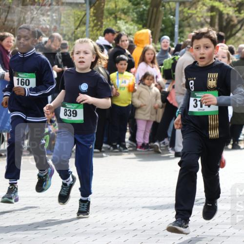 12.04.2026 - 45. Internationalen Wilhelmsburger Insellauf Strokosch-Dieckow http://msf.ph/oto/9490147 12.04.2026 14:34:21 Ziel 1731, 1722, 32, 33, 104, 314, 1718, 160, 483, 839, 1713, 1723, 1730 meine-sportfotos.de