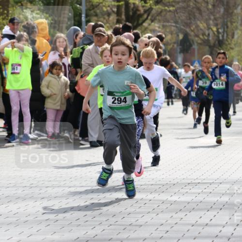 12.04.2026 - 45. Internationalen Wilhelmsburger Insellauf Strokosch-Dieckow http://msf.ph/oto/9490204 12.04.2026 14:34:08 Ziel 89, 5, 59, 676, 294, 870, 39, 649, 552, 1014 meine-sportfotos.de