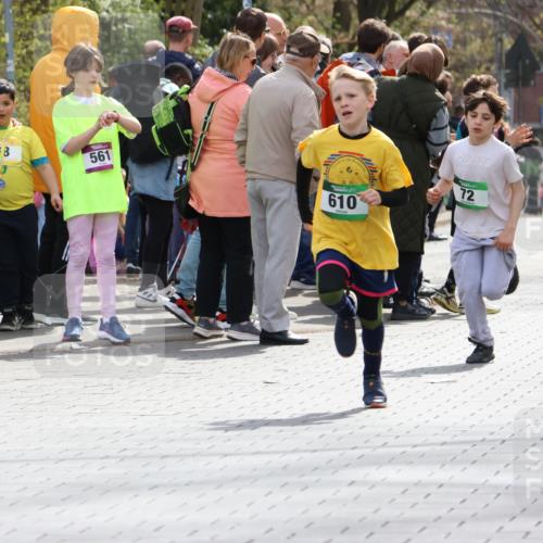 12.04.2026 - 45. Internationalen Wilhelmsburger Insellauf Strokosch-Dieckow http://msf.ph/oto/9490312 12.04.2026 14:33:33 Ziel 610, 72 meine-sportfotos.de