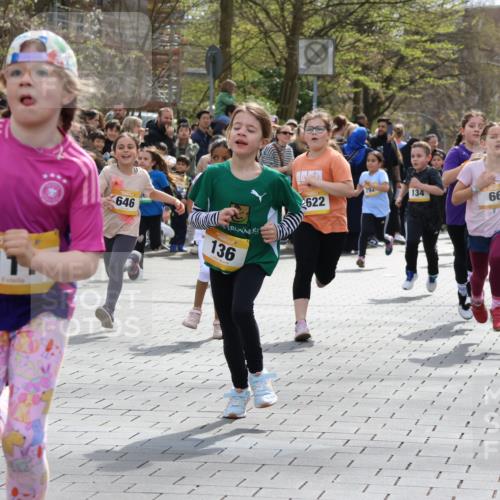 12.04.2026 - 45. Internationalen Wilhelmsburger Insellauf Strokosch-Dieckow http://msf.ph/oto/9490571 12.04.2026 14:21:42 Ziel 558, 267, 657, 698, 678, 279, 960, 838, 234, 111, 66, 136, 729, 769, 646, 159, 1622, 317, 283, 134, 316, 792, 763, 255, 65, 1617 meine-sportfotos.de