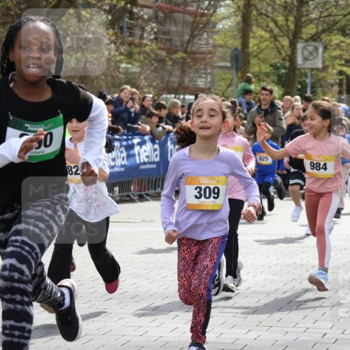 12.04.2026 - 45. Internationalen Wilhelmsburger Insellauf Strokosch-Dieckow http://msf.ph/oto/9490636 12.04.2026 14:21:22 Ziel 629, 566, 564, 607, 980, 1630, 991, 302, 562, 309, 282, 528, 797, 984, 811, 128, 828, 1005, 925, 253, 988, 964 meine-sportfotos.de