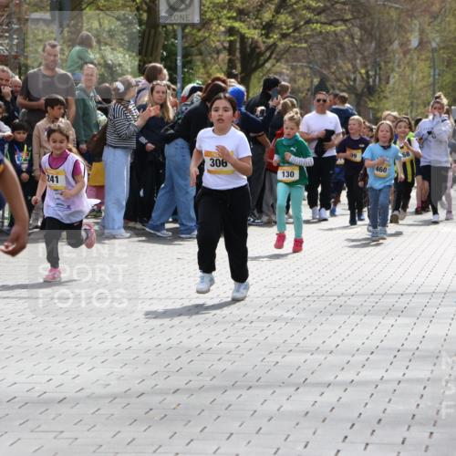 12.04.2026 - 45. Internationalen Wilhelmsburger Insellauf Strokosch-Dieckow http://msf.ph/oto/9490715 12.04.2026 14:21:04 Ziel 756, 1603, 162, 280, 149, 634, 812, 618, 241, 306, 1001, 130, 126, 460 meine-sportfotos.de