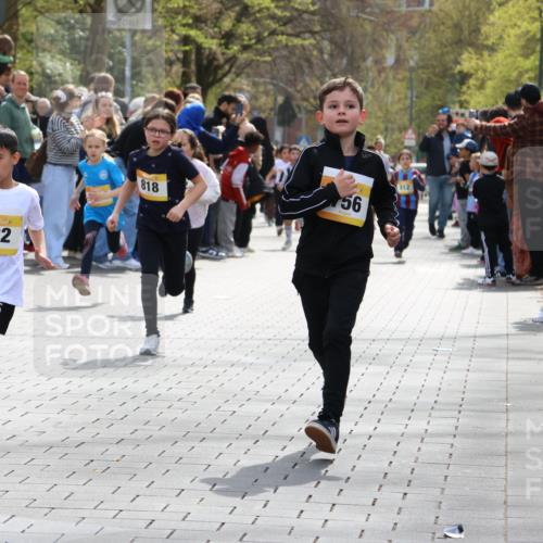 12.04.2026 - 45. Internationalen Wilhelmsburger Insellauf Strokosch-Dieckow http://msf.ph/oto/9490746 12.04.2026 14:20:56 Ziel 760, 257, 463, 437, 1616, 692, 696, 107, 818, 732, 756, 1603, 162 meine-sportfotos.de