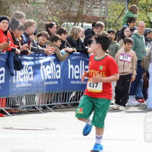 12.04.2026 - 45. Internationalen Wilhelmsburger Insellauf Strokosch-Dieckow http://msf.ph/oto/9490763 12.04.2026 14:20:51 Ziel 1606, 473, 956, 467, 324, 299, 1605, 278, 760, 257, 463, 437, 1616, 692, 696, 107, 818, 732 meine-sportfotos.de