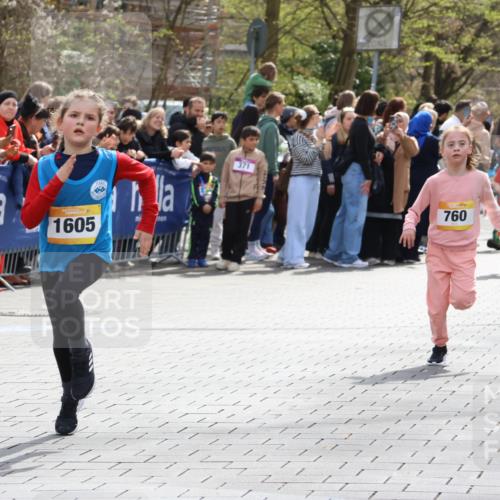 12.04.2026 - 45. Internationalen Wilhelmsburger Insellauf Strokosch-Dieckow http://msf.ph/oto/9490773 12.04.2026 14:20:48 Ziel 318, 539, 431, 135, 545, 537, 30, 133, 977, 84, 1606, 473, 956, 467, 324, 299, 1605, 278, 760, 257, 463 meine-sportfotos.de