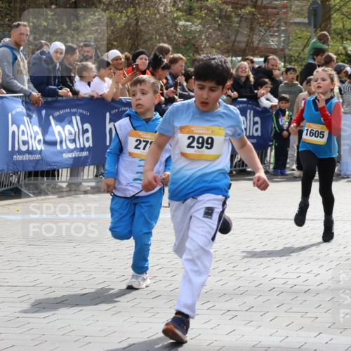 12.04.2026 - 45. Internationalen Wilhelmsburger Insellauf Strokosch-Dieckow http://msf.ph/oto/9490777 12.04.2026 14:20:47 Ziel 285, 1073, 767, 404, 318, 539, 431, 135, 545, 537, 30, 133, 977, 84, 1606, 473, 956, 467, 324, 299, 1605, 278, 760 meine-sportfotos.de