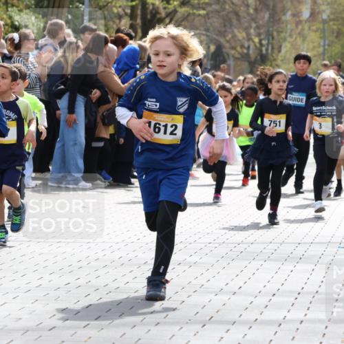 12.04.2026 - 45. Internationalen Wilhelmsburger Insellauf Strokosch-Dieckow http://msf.ph/oto/9490823 12.04.2026 14:20:35 Ziel 171, 20, 313, 576, 935, 301, 61, 237, 578, 751, 940, 958, 832, 1610, 3, 285, 1073, 767, 404 meine-sportfotos.de