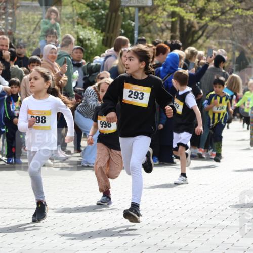 12.04.2026 - 45. Internationalen Wilhelmsburger Insellauf Strokosch-Dieckow http://msf.ph/oto/9490878 12.04.2026 14:20:20 Ziel 1623, 844, 34, 949, 1607, 29, 948, 1058, 966, 998, 228, 298, 293, 744, 1008, 747, 262, 598, 730, 632, 1608 meine-sportfotos.de