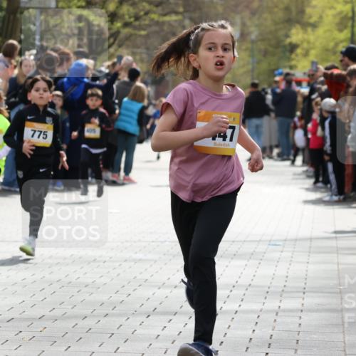 12.04.2026 - 45. Internationalen Wilhelmsburger Insellauf Strokosch-Dieckow http://msf.ph/oto/9490941 12.04.2026 14:20:03 Ziel 1602, 478, 83, 968, 465, 631, 1621, 304, 225, 1618, 108, 534, 447, 560, 734, 775, 587, 405, 1060, 642, 753 meine-sportfotos.de
