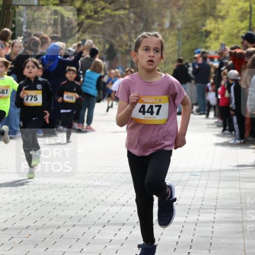 12.04.2026 - 45. Internationalen Wilhelmsburger Insellauf Strokosch-Dieckow http://msf.ph/oto/9490943 12.04.2026 14:20:03 Ziel 1602, 478, 83, 968, 465, 631, 1621, 304, 225, 1618, 108, 534, 447, 560, 734, 775, 587, 405, 1060, 642, 753 meine-sportfotos.de