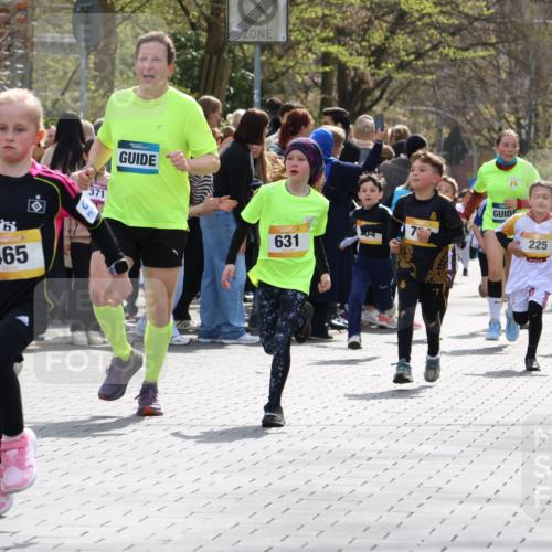 12.04.2026 - 45. Internationalen Wilhelmsburger Insellauf Strokosch-Dieckow http://msf.ph/oto/9490967 12.04.2026 14:19:58 Ziel 682, 413, 982, 155, 621, 1602, 478, 83, 968, 465, 631, 1621, 304, 225, 1618, 108, 534, 447, 560, 734 meine-sportfotos.de