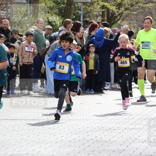12.04.2026 - 45. Internationalen Wilhelmsburger Insellauf Strokosch-Dieckow http://msf.ph/oto/9490976 12.04.2026 14:19:56 Ziel 740, 943, 793, 845, 682, 413, 982, 155, 621, 1602, 478, 83, 968, 465, 631, 1621, 304, 225 meine-sportfotos.de
