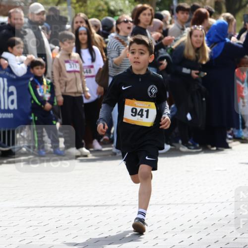 12.04.2026 - 45. Internationalen Wilhelmsburger Insellauf Strokosch-Dieckow http://msf.ph/oto/9491105 12.04.2026 14:19:24 Ziel 941, 265, 87 meine-sportfotos.de