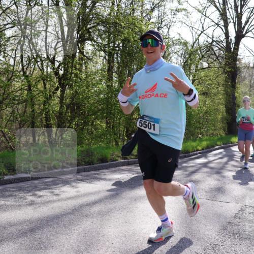 12.04.2026 - 45. Internationalen Wilhelmsburger Insellauf Yannick Fuchs http://msf.ph/oto/9491512 12.04.2026 10:41:57 Laufen 5501, 2600 meine-sportfotos.de