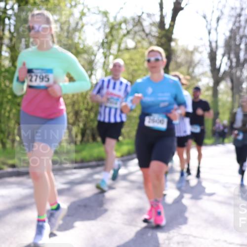 12.04.2026 - 45. Internationalen Wilhelmsburger Insellauf Yannick Fuchs http://msf.ph/oto/9491521 12.04.2026 10:41:59 Laufen 2795, 2164040 meine-sportfotos.de