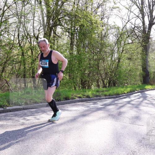 12.04.2026 - 45. Internationalen Wilhelmsburger Insellauf Yannick Fuchs http://msf.ph/oto/9491535 12.04.2026 10:42:01 Laufen 4338 meine-sportfotos.de