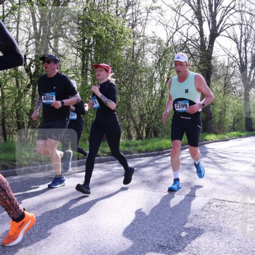 12.04.2026 - 45. Internationalen Wilhelmsburger Insellauf Yannick Fuchs http://msf.ph/oto/9491565 12.04.2026 10:42:07 Laufen 918, 4802, 01, 2399 meine-sportfotos.de