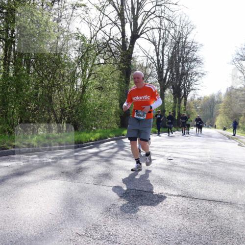 12.04.2026 - 45. Internationalen Wilhelmsburger Insellauf Yannick Fuchs http://msf.ph/oto/9491587 12.04.2026 10:42:12 Laufen 5006 meine-sportfotos.de