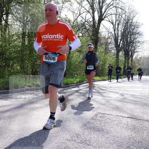 12.04.2026 - 45. Internationalen Wilhelmsburger Insellauf Yannick Fuchs http://msf.ph/oto/9491592 12.04.2026 10:42:13 Laufen 5006, 5544 meine-sportfotos.de