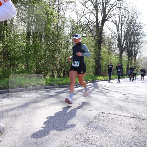 12.04.2026 - 45. Internationalen Wilhelmsburger Insellauf Yannick Fuchs http://msf.ph/oto/9491595 12.04.2026 10:42:13 Laufen 06, 5544 meine-sportfotos.de